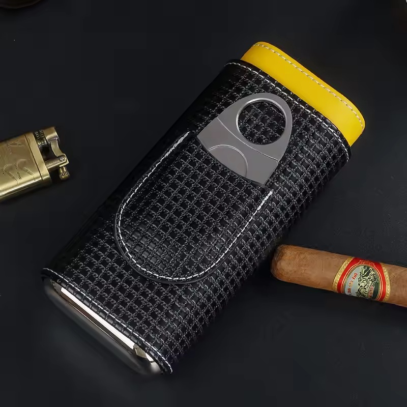 Premium Cigar Case - กล่องเก็บซิการ์แบบพกพา ทำจากหนัง บุไม้ซีดาร์ พร้อมที่ตัดซิการ์สแตนเลส สำหรับเดินทาง บรรจุซิการ์ได้