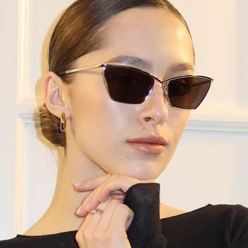 Sunglasses Uv400 - แว่นกันแดดแฟชั่นทรงแคทอายโลหะใหม่ สไตล์เรโทร ดีไซน์เฉพาะตัว สำหรับกิจกรรมกลางแจ้ง ป้องกันแสงแดด เหมาะสำหรับขับรถ