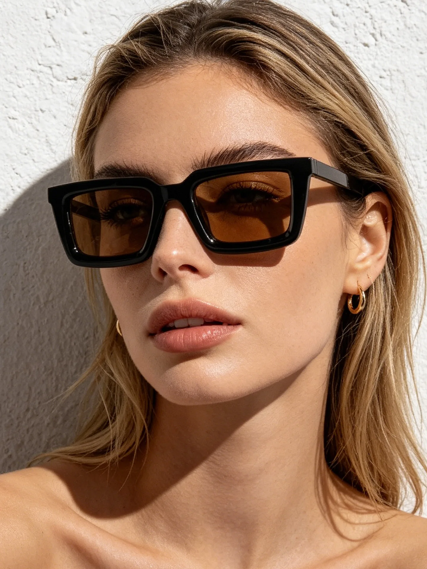 Designer Sunglasses - แว่นกันแดดทรงสี่เหลี่ยมวินเทจ สำหรับผู้หญิงและผู้ชาย แว่นตาดีไซน์เนอร์ลำลอง แว่นกันแดดคลาสสิกสำหรับกิจกรรมกลางแจ้ง เลนส์ปรอท ป้องกันรังสียูวี