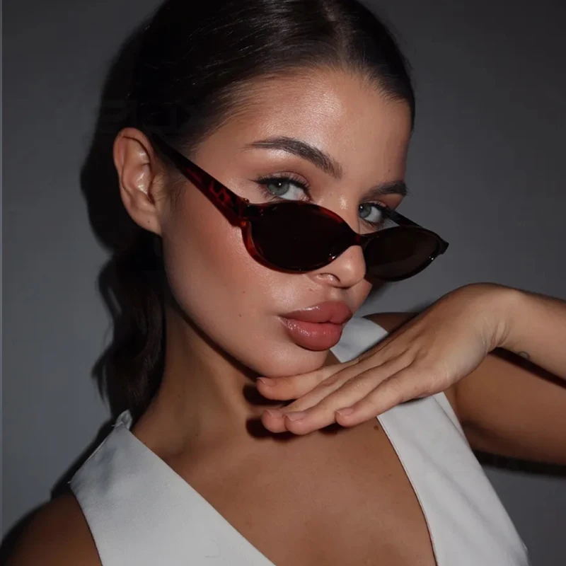 Designer Sunglasses - แว่นตานิรภัย 1/4 ชิ้น แว่นกันแดดทรงรีกรอบเล็กใหม่ แว่นตากรอบหลากสีสำหรับผู้หญิง ดีไซน์ลำลอง