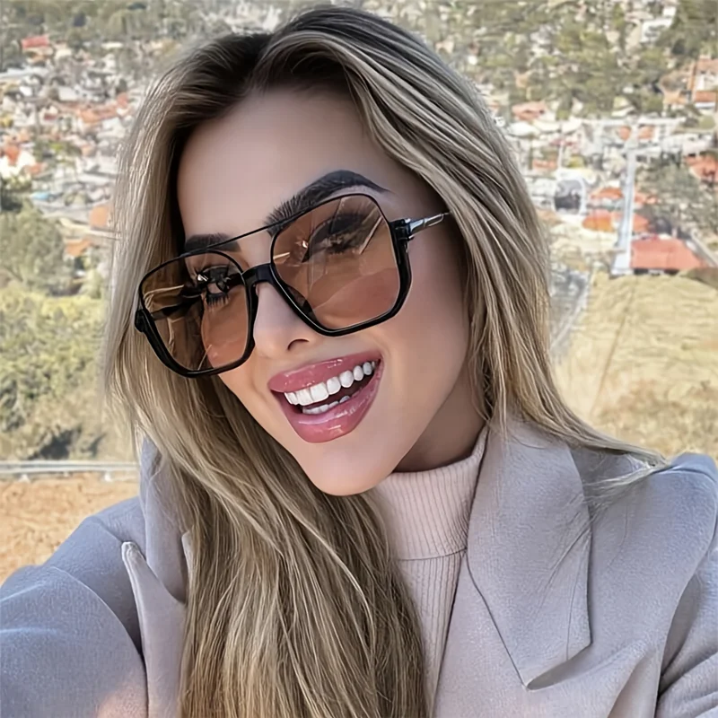 Designer Sunglasses - แว่นกันแดดทรงโอเวอร์ไซส์สไตล์วินเทจใหม่ แฟชั่นสำหรับชายและหญิง ทรงสี่เหลี่ยม ดีไซน์แบรนด์ยอดนิยม ทันสมัย ป้องกันรังสียูวี
