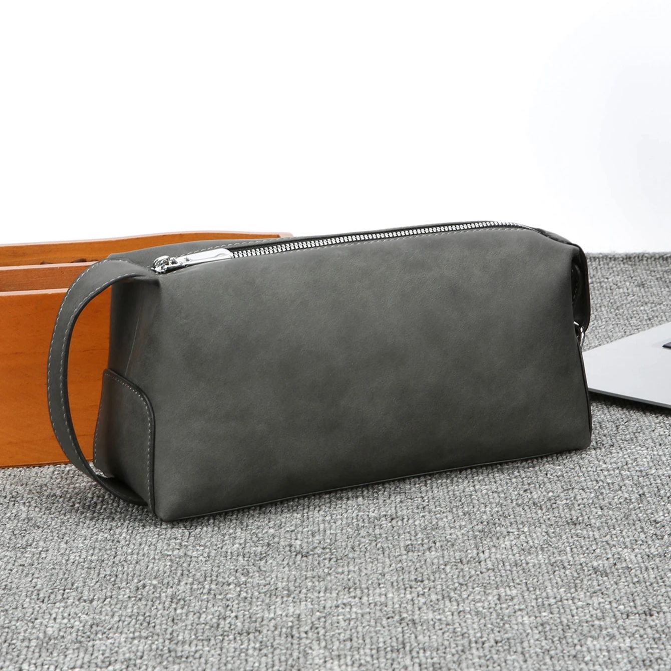 Travel Luggage Set - กระเป๋าใส่อุปกรณ์อาบน้ำหนัง PU สำหรับผู้ชาย, กระเป๋าเดินทางขนาดใหญ่พร้อมซิปคู่, กระเป๋าใส่อุปกรณ์โกนหนวดแบบพกพาสำหรับใช้ในชีวิตประจำวัน