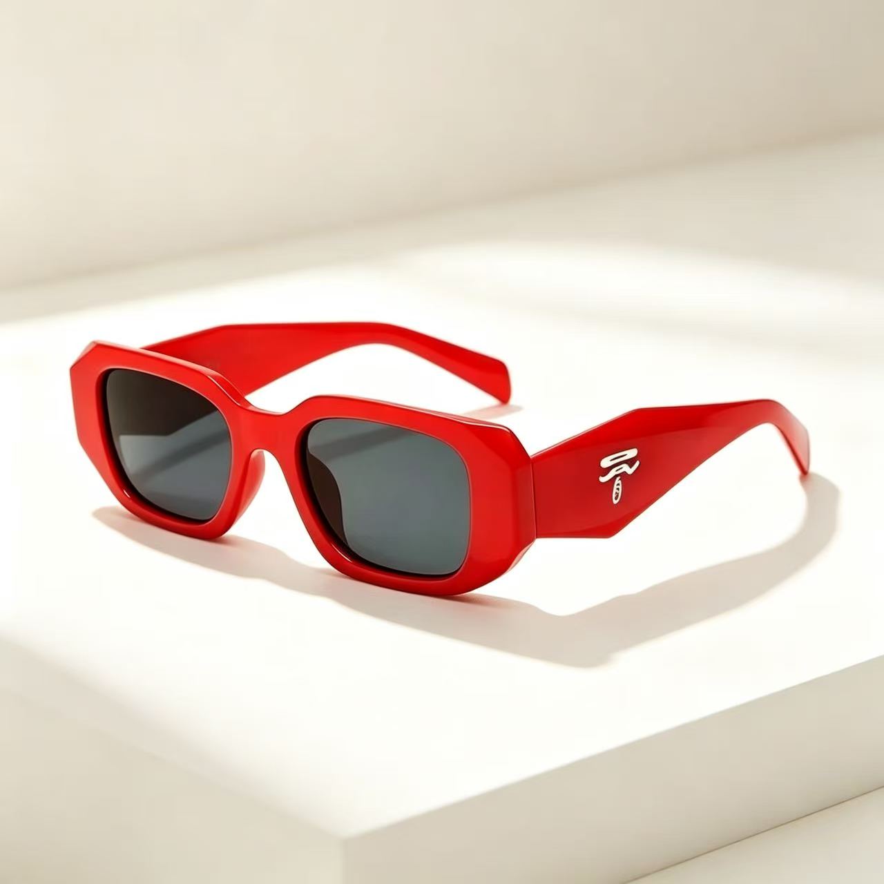 แว่นกันแดดทรงสี่เหลี่ยมสไตล์วิ - Designer Sunglasses บทวิจารณ์และราคา