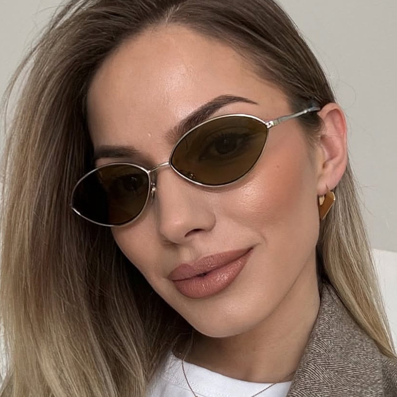 แว่นกันแดดทรงแคทอายสไตล์เรโทรส - Designer Sunglasses บทวิจารณ์และราคา