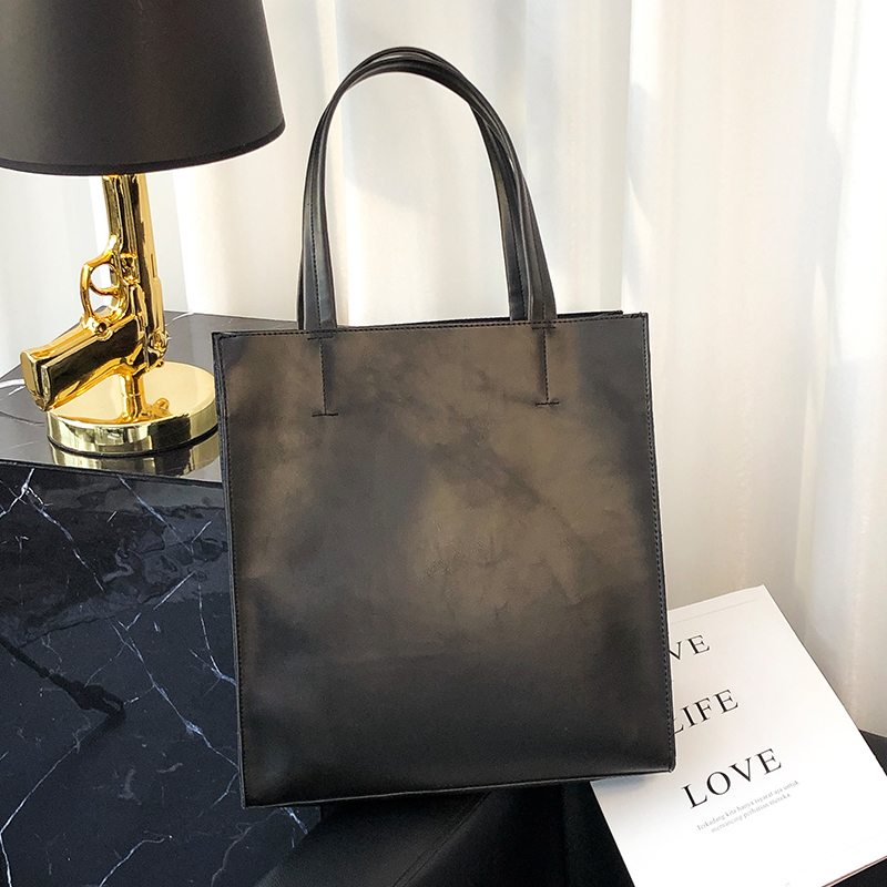 กระเป๋าถือหนังดีไซน์เรียบง่ายส - Leather Briefcase บทวิจารณ์และราคา