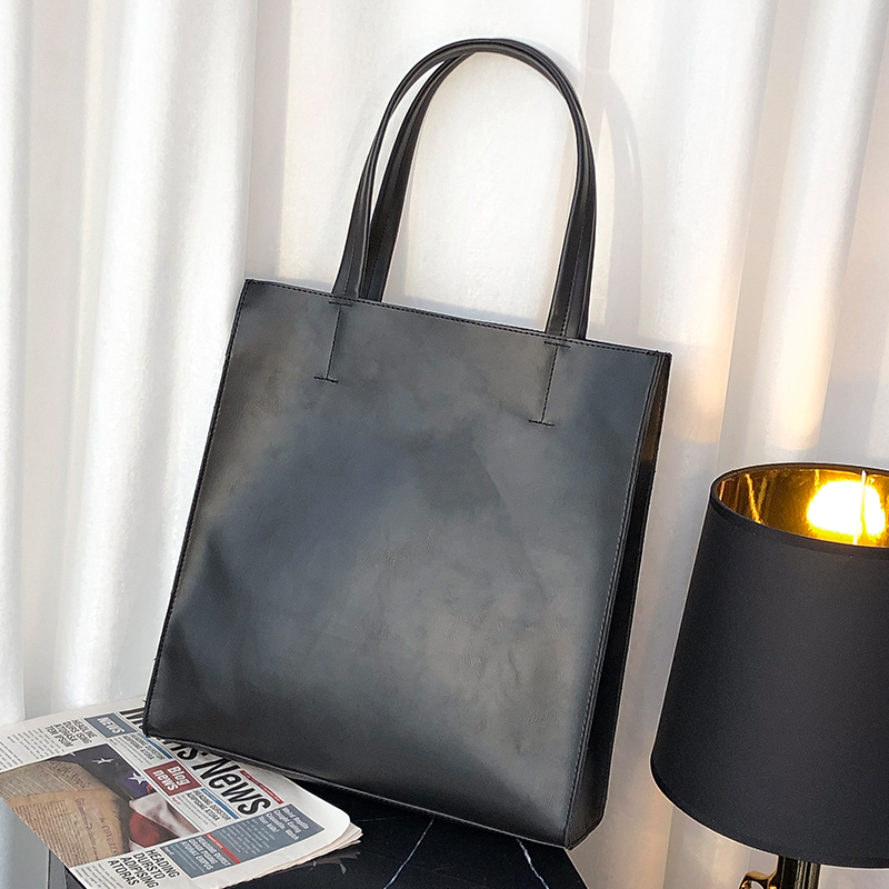 กระเป๋าถือหนังดีไซน์เรียบง่ายส - Leather Briefcase บทวิจารณ์และราคา